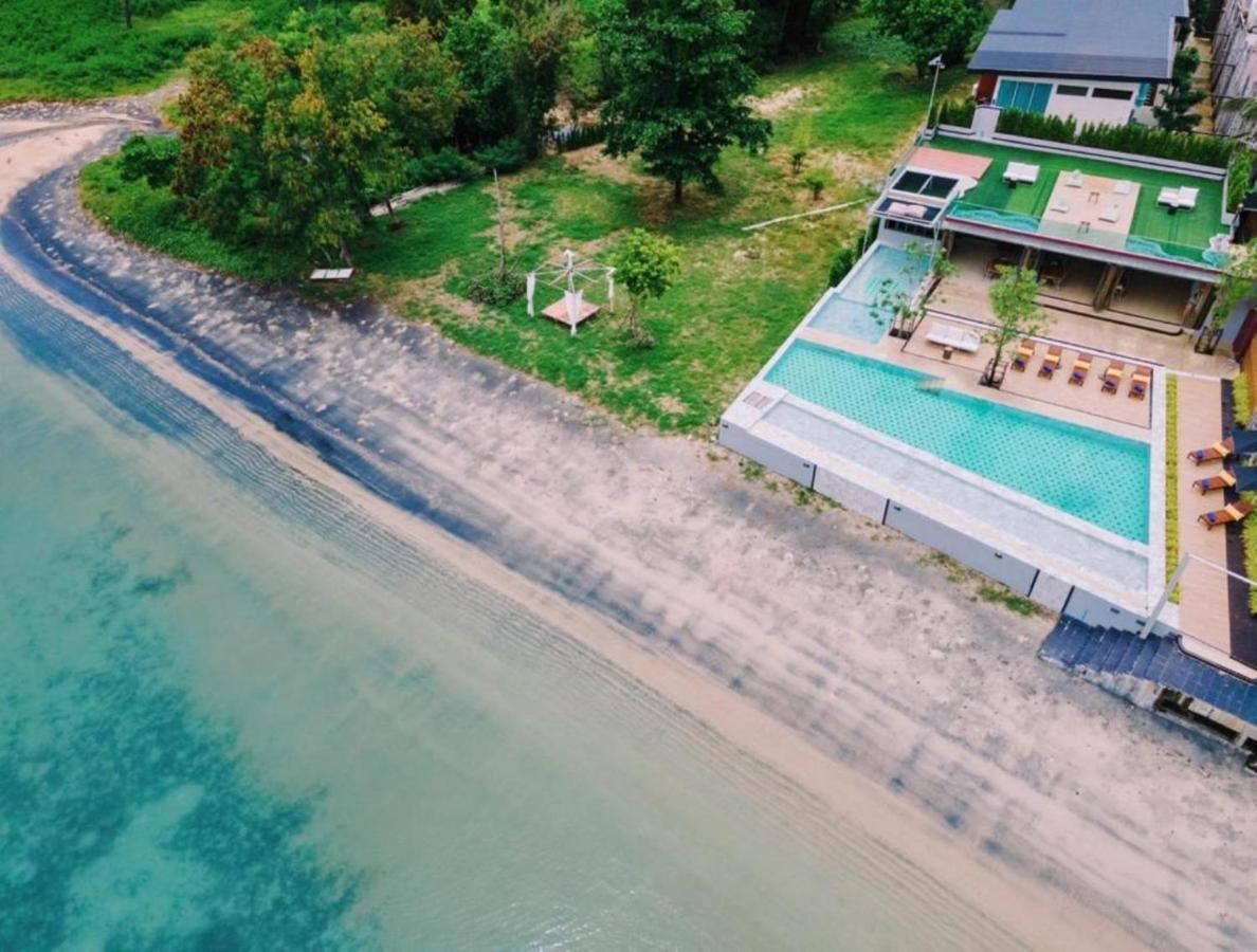 Ban Tha Khreng Charcoal Panwa Beach Phuket מראה חיצוני תמונה